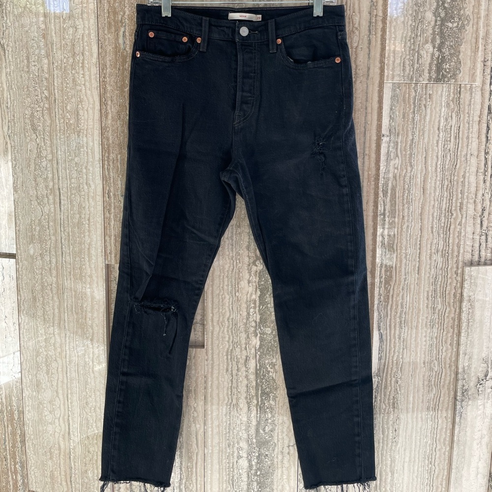 Levi's Wedgie Slim Fit Women's Jeans, Black Distressed, Size 29